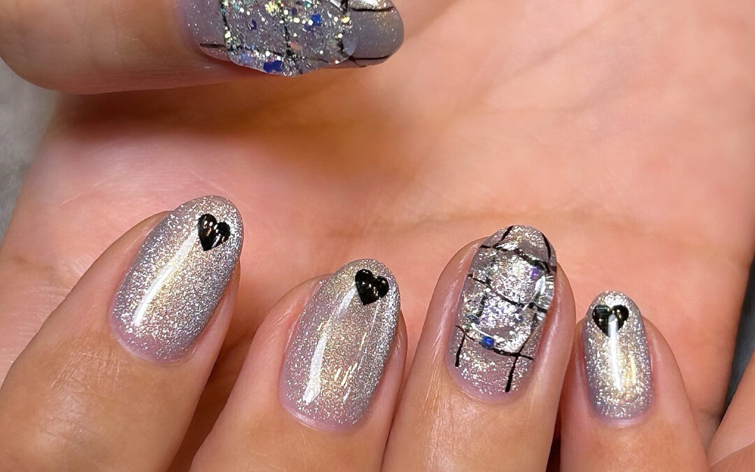 Silver Heart Nail