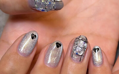 Silver Heart Nail